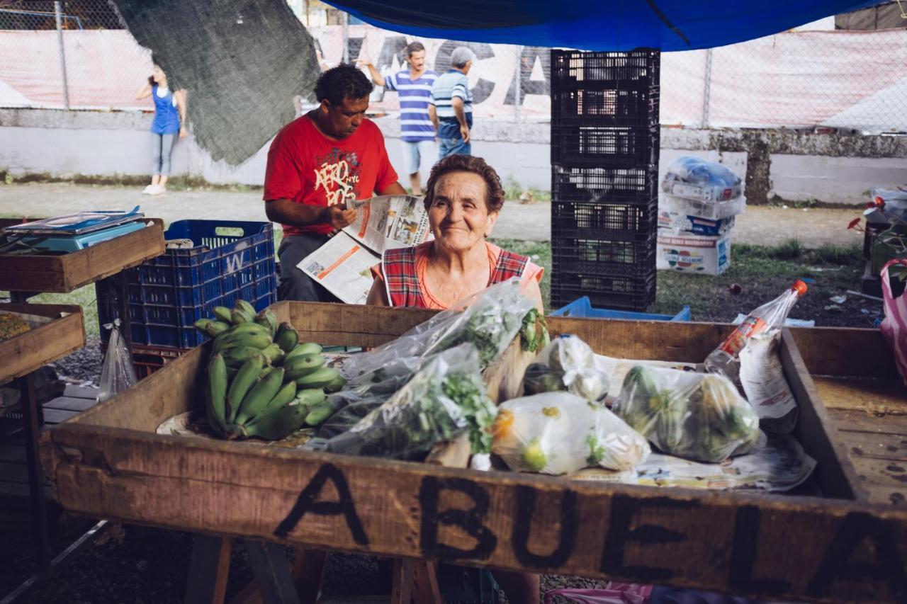 Spanish By The River - Turrialba Exterior photo