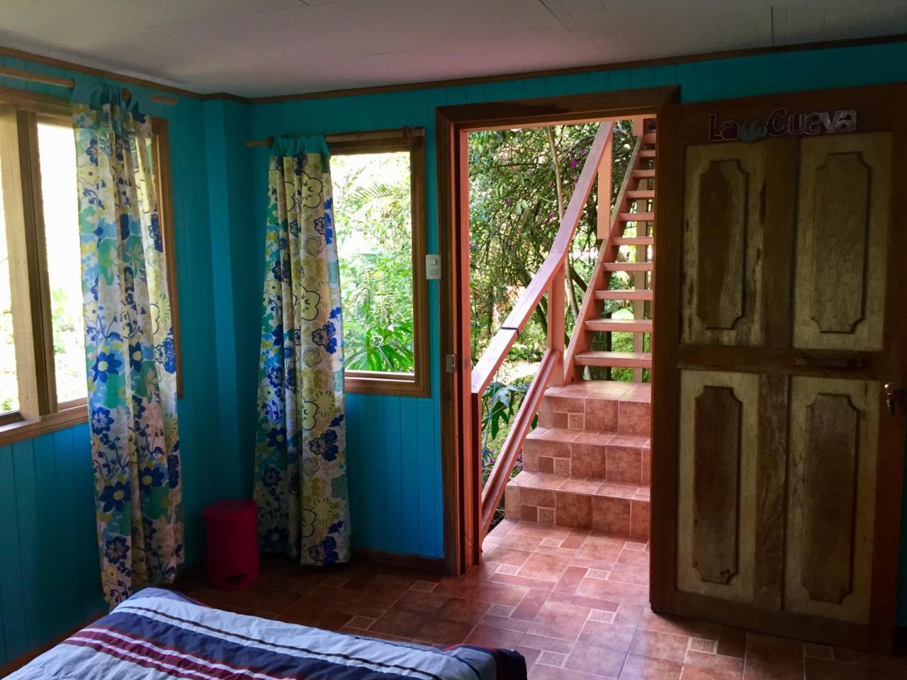 Spanish By The River - Turrialba Exterior photo