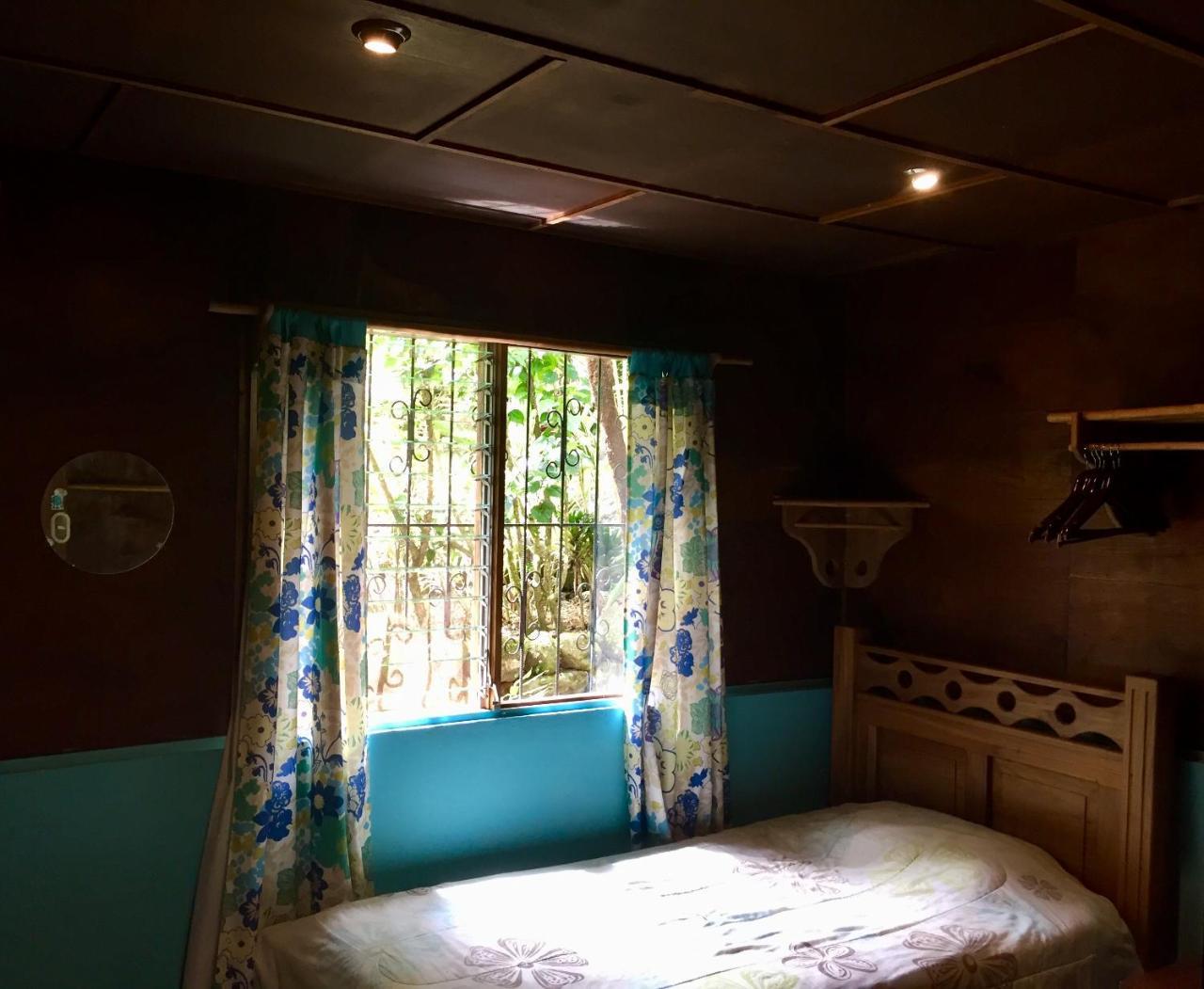 Spanish By The River - Turrialba Exterior photo